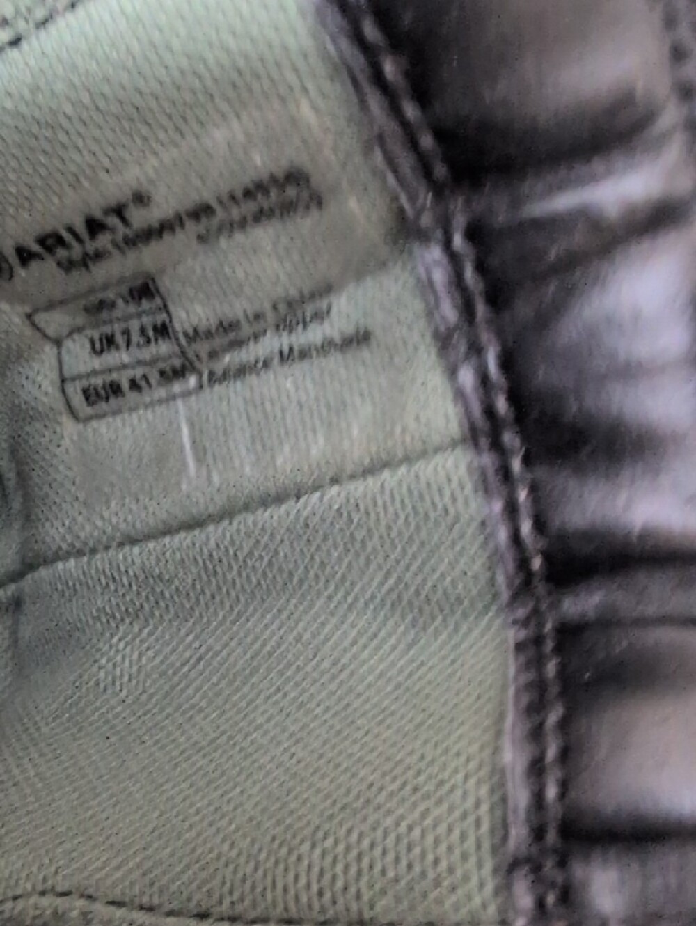 Ariat Black Leather Ankle Boot - Quilted Interior - Picture 6 of 7
